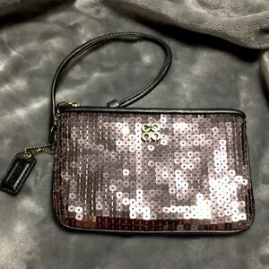 Coach Mini Sequinned Wristlet Clutch Grey/Silver